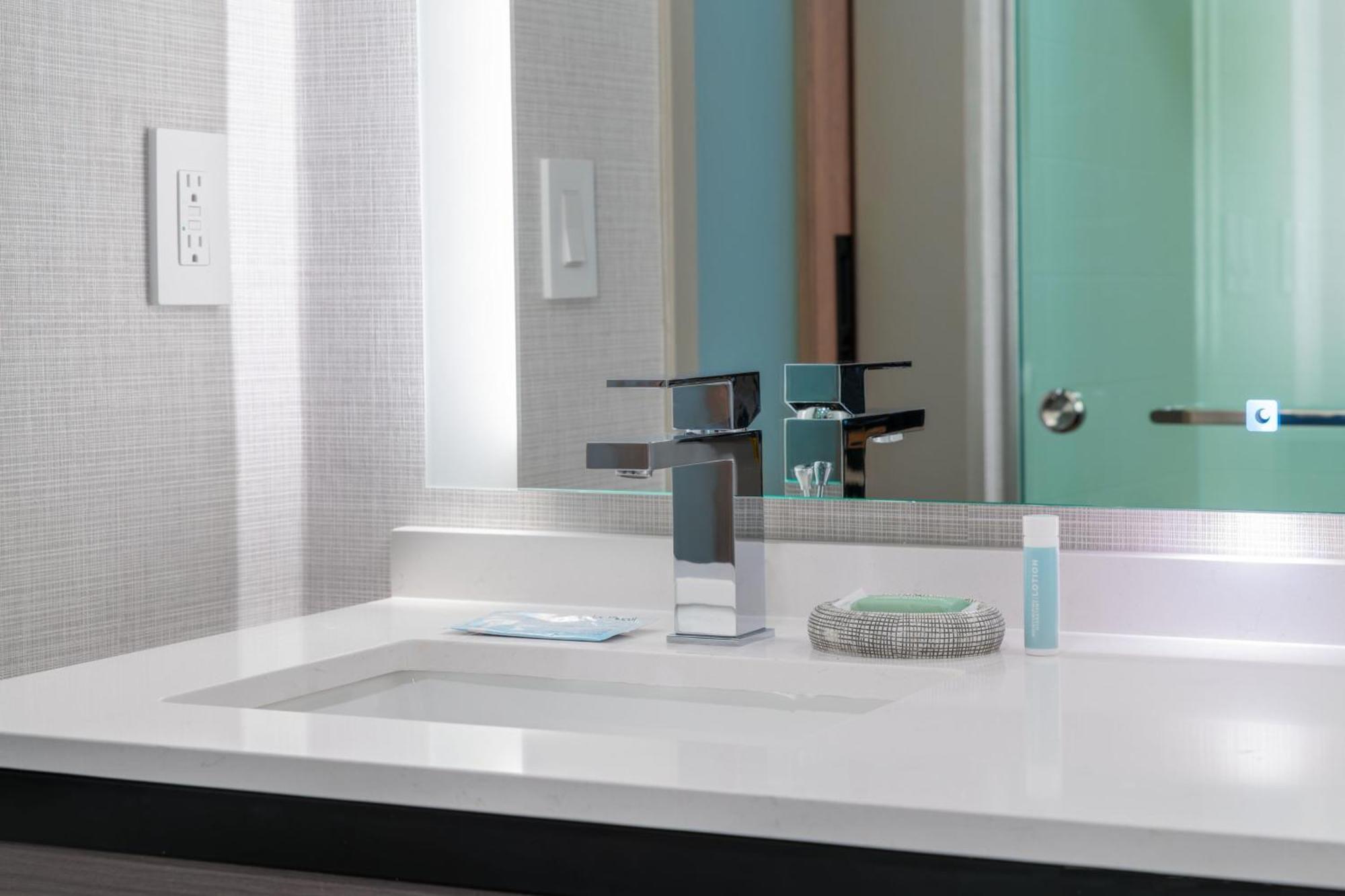 Towneplace Suites By Marriott فرامينغهام المظهر الخارجي الصورة